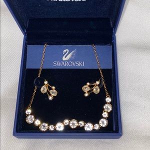 tendrils and swarovski chain